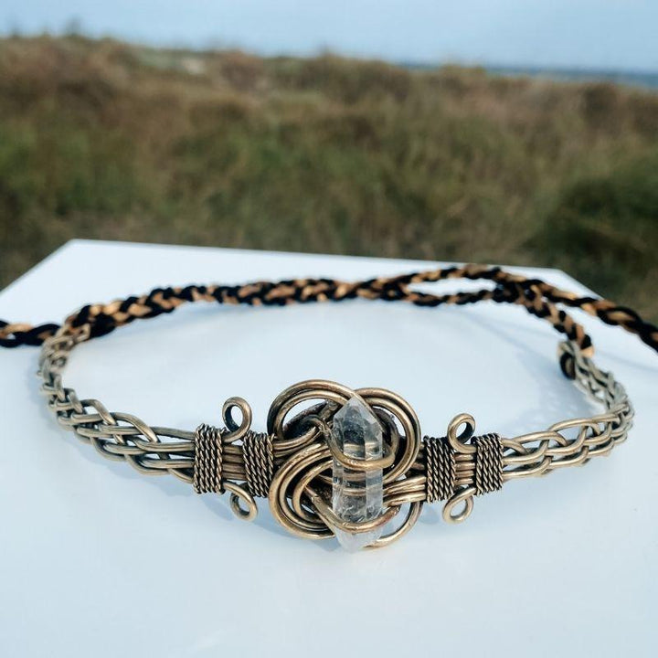Goldener Gipsy Mytic Boho Kopfschmuck mit Kristall Quarz Stein - Handgemachter Schmuck aus Ibiza