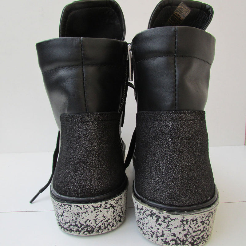 Boots Amnesia