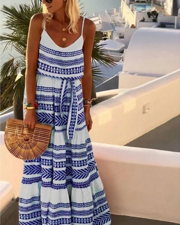 Langes blaues weisses Damen Kleid mit Ethno Mustern und Spaghetti Traegern 